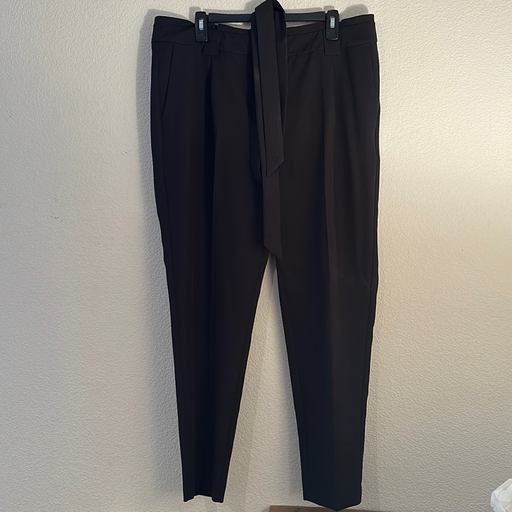Eden Ruth Size 12 Black Ankle Dress Pant